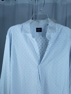 JWN Men's Light Blue Pinstripe cotton Button-Down Shirt